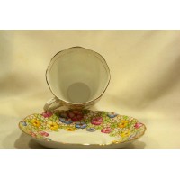 picture-Royal-Albert-Bone-China-cup-saucer-6