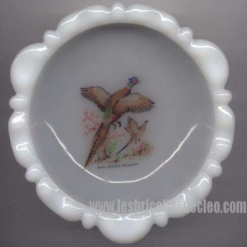 Vintage milkglass ashtray ring necked pheasant