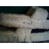 picture-Conair-massaging-slippers-women-4