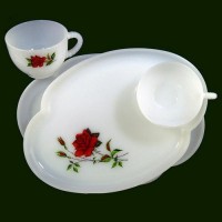 Federal White Milk Glass Rosecrest Snack Set Plate Cup