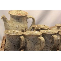 picture-Guy-de-Pelteau-stoneware-coffee-set-2