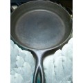 Lodge Cast Iron Skillet 3 notch No 8 Heat ring