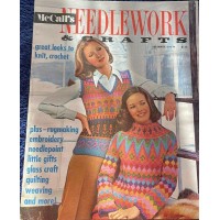 Revues Vintage McCalls Needlework and Crafts 5