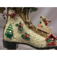 picture-ice-skate-door-greeter-decorative-christmas-2